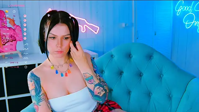 Snapshot of My_toys_pink chatting on October 22, 2025, 4:35 am My toys pink online show from October 22, 2025, 4:35 am