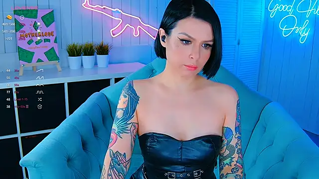 Snapshot of My_toys_pink chatting on November 26, 2025, 4:35 am My toys pink online show from November 26, 2025, 4:35 am