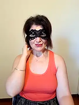 Snapshot of Viola8p chatting on September 19, 2025, 10:16 am Viola8p online show from September 19, 2025, 10:16 am