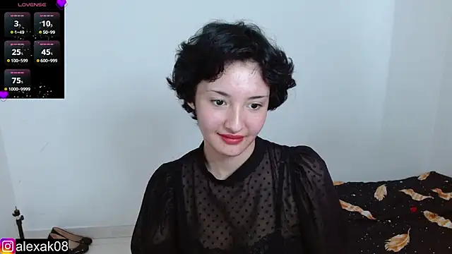 alexaa08 online show from December 19, 2024, 5:08 pm