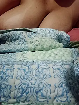 Snapshot of Mirella_Mattos chatting on April 7, 2026, 1:50 am Mirella Mattos online show from April 7, 2026, 1:50 am