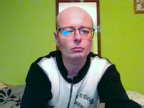 Tiger202441 online show from January 8, 2026, 4:42 pm