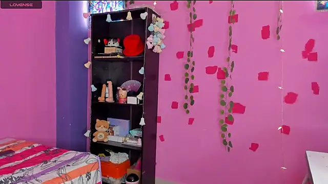 kittyzenn online show from January 30, 2025, 7:59 pm