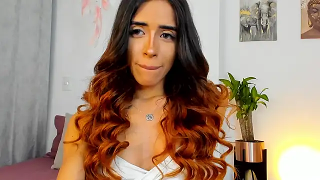 StormiRusso online show from January 17, 2025, 2:08 am