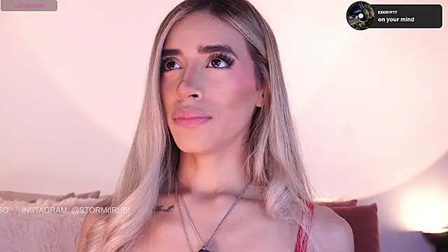 StormiRusso online show from April 15, 2026, 1:23 am