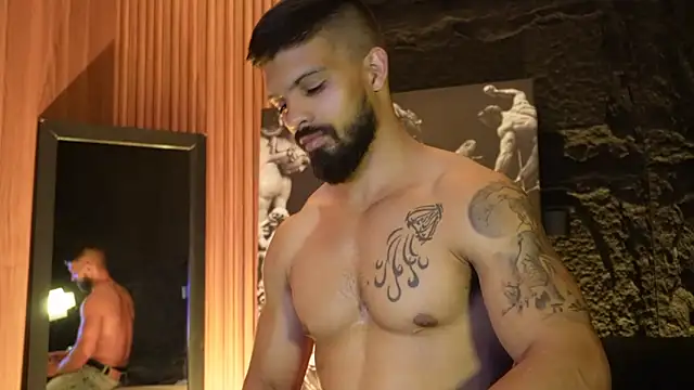 DannSaenz online show from September 26, 2025, 2:04 am