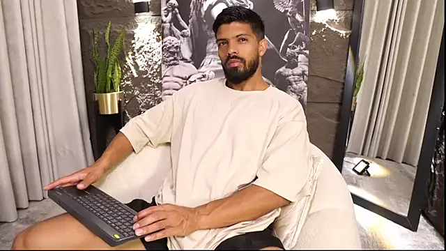 DannSaenz online show from March 24, 2026, 11:15 am