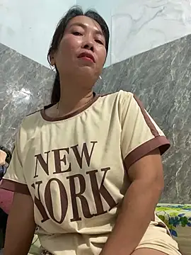 Linaannn online show from December 16, 2025, 12:04 am