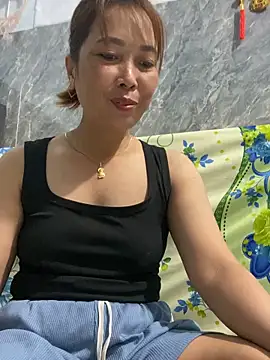 Linaannn online show from March 21, 2026, 11:41 pm