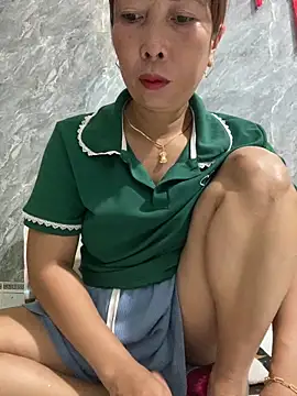 Linaannn online show from May 22, 2026, 10:48 pm