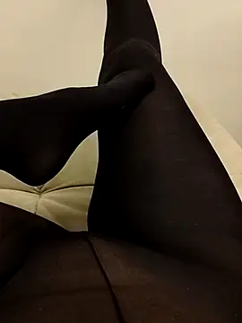 Snapshot of NORAMY chatting on December 5, 2024, 9:28 pm NORAMY online show from December 5, 2024, 9:28 pm