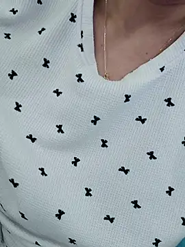 Snapshot of NORAMY chatting on April 8, 2026, 12:43 am NORAMY online show from April 8, 2026, 12:43 am