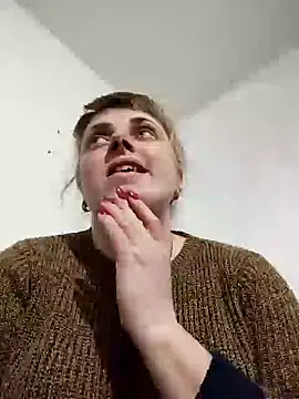 CoddessCrystal online show from February 26, 2025, 4:45 pm