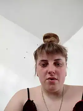 CoddessCrystal online show from March 22, 2025, 5:28 am