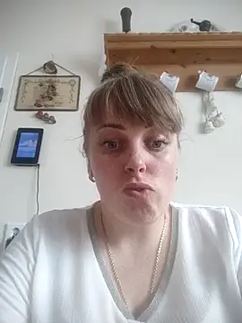 CoddessCrystal online show from June 15, 2026, 9:11 am
