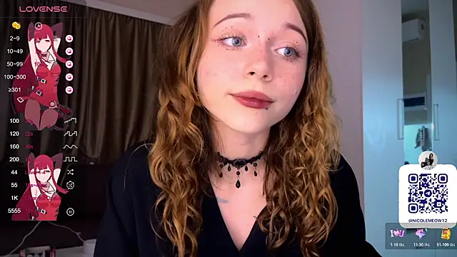 Snapshot of _SofiaBrown chatting on November 14, 2025, 9:13 pm SofiaBrown online show from November 14, 2025, 9:13 pm