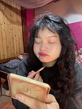 Snapshot of Anges893 chatting on December 13, 2024, 2:43 am Anges893 online show from December 13, 2024, 2:43 am