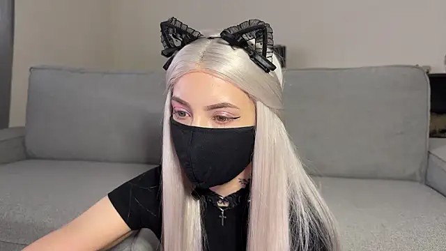 michiko  online show from April 6, 2026, 10:49 am