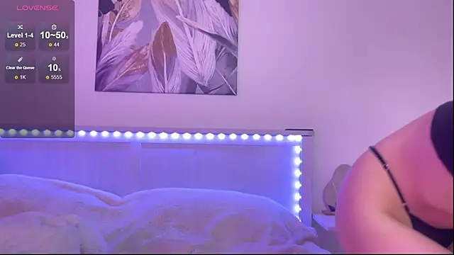 Veronica leal online show from September 9, 2025, 8:14 am