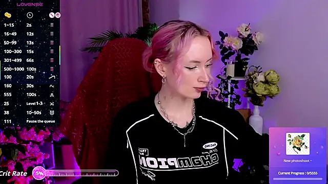 Snapshot of _HelenCarter chatting on May 8, 2026, 8:47 pm HelenCarter online show from May 8, 2026, 8:47 pm