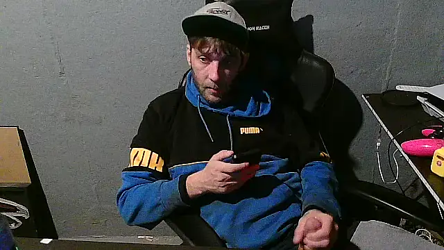 Superoz77 online show from December 24, 2024, 8:44 am