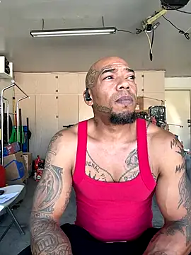 athephenomenal1 online show from September 17, 2025, 12:23 am