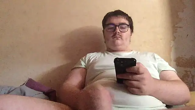 Snapshot of bigboyfrench chatting on September 10, 2025, 9:31 am bigboyfrench online show from September 10, 2025, 9:31 am