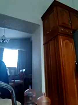 Snapshot of Rober2230 chatting on December 19, 2025, 9:33 pm Rober2230 online show from December 19, 2025, 9:33 pm