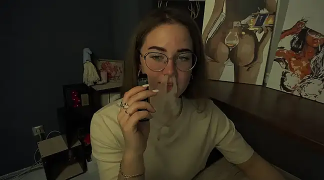 luxie milady online show from March 12, 2025, 2:12 pm