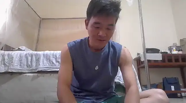 Snapshot of kisstoyousoon2024 chatting on February 17, 2025, 3:20 pm kisstoyousoon2024 online show from February 17, 2025, 3:20 pm