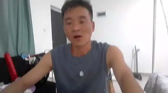 Snapshot of kisstoyousoon2024 chatting on March 5, 2025, 8:42 pm kisstoyousoon2024 online show from March 5, 2025, 8:42 pm