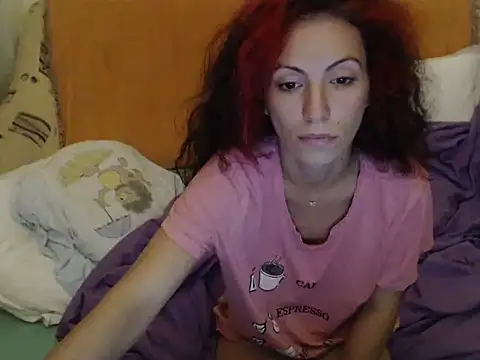 Emmatoo online show from September 12, 2025, 9:59 pm