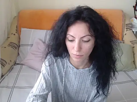 Emmatoo online show from November 13, 2025, 10:25 am