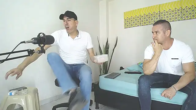 Snapshot of jayydenandjacob chatting on February 1, 2025, 7:13 pm jayydenandjacob online show from February 1, 2025, 7:13 pm