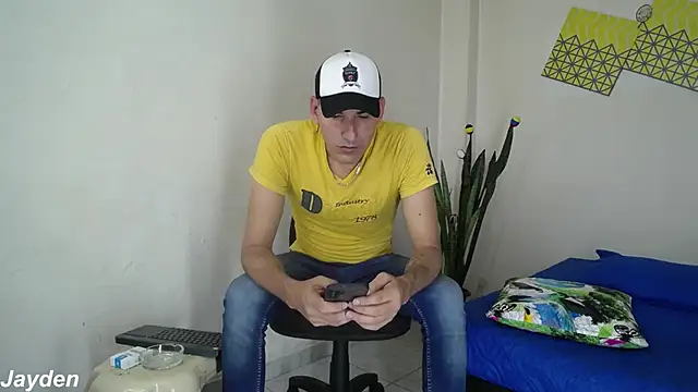 Snapshot of jayydenandjacob chatting on September 12, 2025, 7:03 pm jayydenandjacob online show from September 12, 2025, 7:03 pm