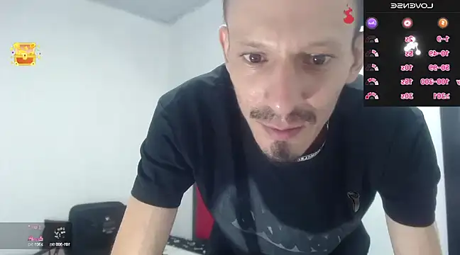 Snapshot of trebollhht chatting on December 23, 2024, 11:17 pm trebollhht online show from December 23, 2024, 11:17 pm