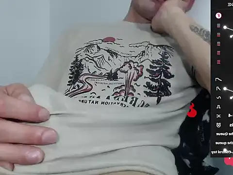 Snapshot of trebollhht chatting on January 5, 2025, 1:13 am trebollhht online show from January 5, 2025, 1:13 am