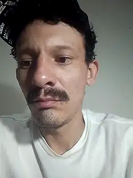 Snapshot of trebollhht chatting on September 11, 2025, 9:04 pm trebollhht online show from September 11, 2025, 9:04 pm