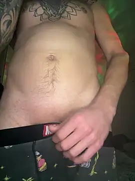 Snapshot of Floristtt chatting on December 17, 2025, 1:06 pm Floristtt online show from December 17, 2025, 1:06 pm