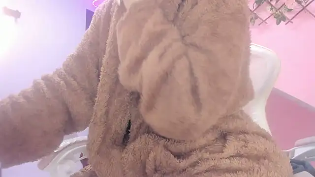 Snapshot of meribeth303av chatting on February 1, 2025, 1:23 am meribeth303av online show from February 1, 2025, 1:23 am