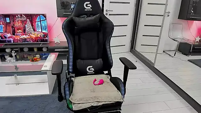 Beauty Anne online show from January 2, 2025, 8:06 am