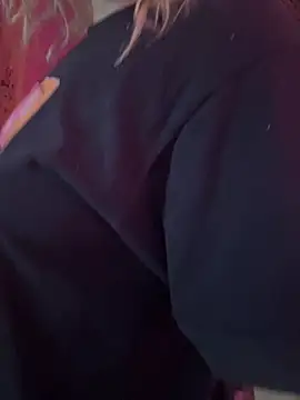 Snapshot of Sweet_MaryJane2 chatting on February 21, 2026, 9:05 pm Sweet MaryJane2 online show from February 21, 2026, 9:05 pm