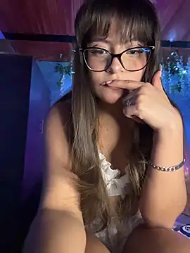 Snapshot of Lily_candy_X chatting on February 13, 2026, 5:25 am Lily candy X online show from February 13, 2026, 5:25 am