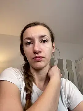 KateRedgar online show from February 25, 2025, 1:50 pm