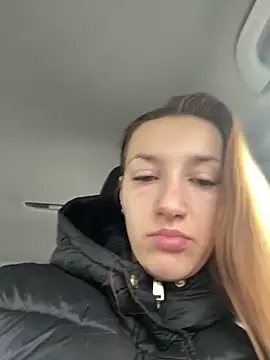 KateRedgar online show from February 28, 2025, 2:09 pm