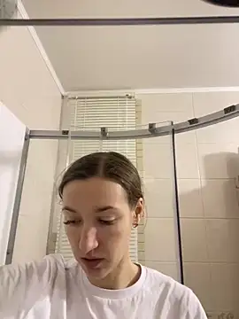 KateRedgar online show from March 2, 2025, 3:27 pm