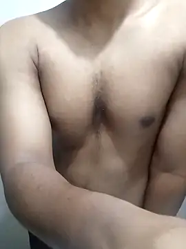 hottboy 39 online show from March 1, 2025, 9:29 am