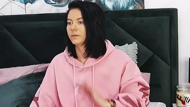 tanyagrey online show from January 9, 2025, 7:31 am