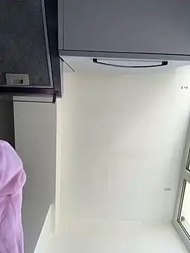 tanyagrey online show from March 21, 2025, 7:55 am