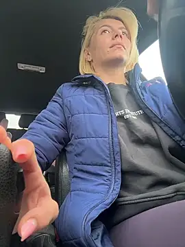 tanyagrey online show from March 30, 2026, 8:48 am